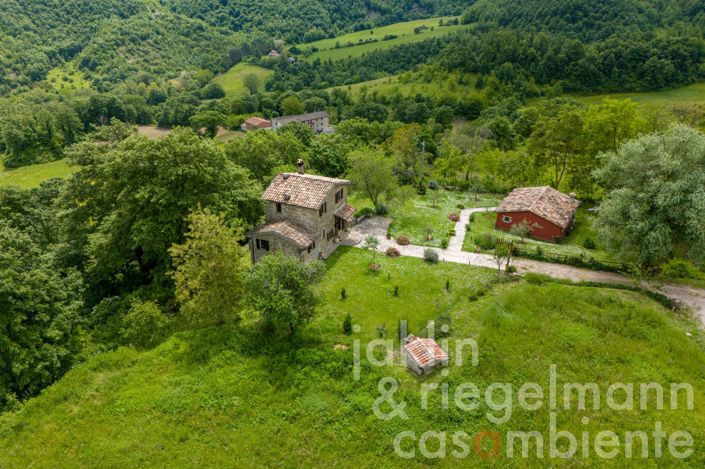 Image No.6-2 Bed Country House for sale