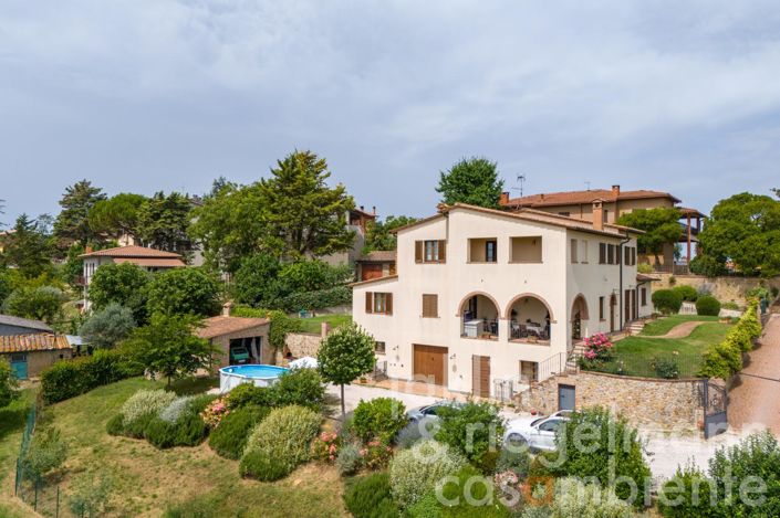 Image No.1-4 Bed Country House for sale