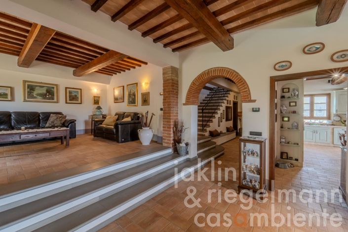 Image No.21-4 Bed Country House for sale