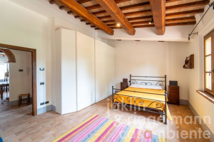 Image No.34-4 Bed Country House for sale