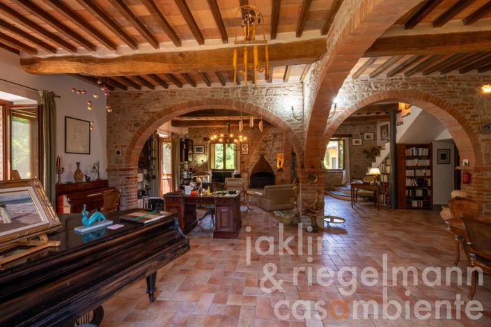 Image No.25-Maison de campagne de 10 chambres à vendre à Fratta Todina