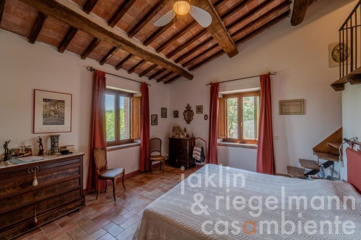 Image No.29-10 Bed Country House for sale