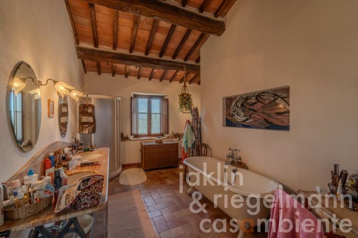 Image No.30-10 Bed Country House for sale