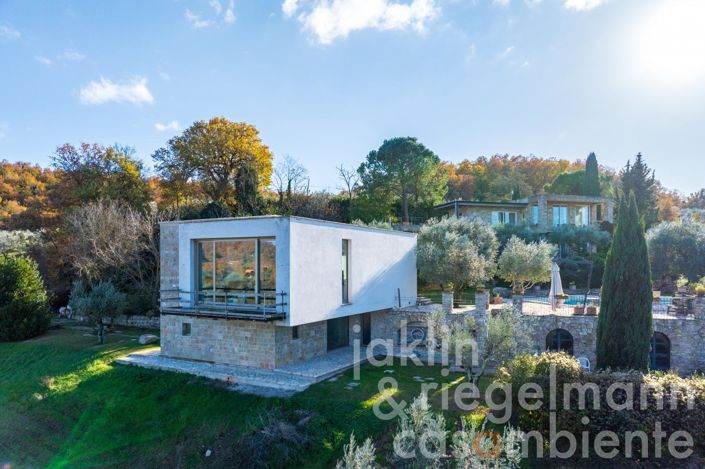 Image No.17-5 Bed Country House for sale