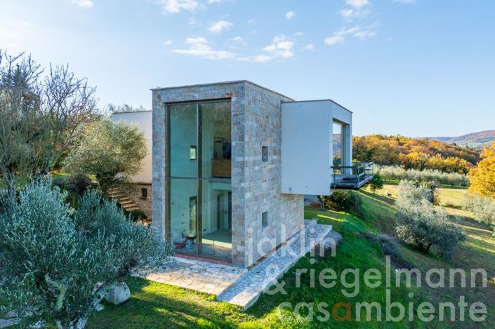 Image No.20-Maison de campagne de 5 chambres à vendre à Todi