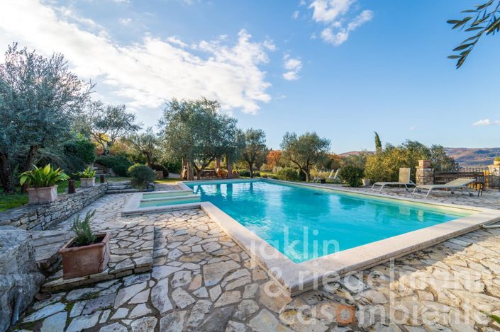 Image No.22-Maison de campagne de 5 chambres à vendre à Todi