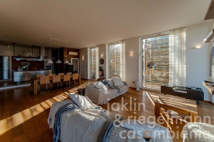 Image No.36-5 Bed Country House for sale