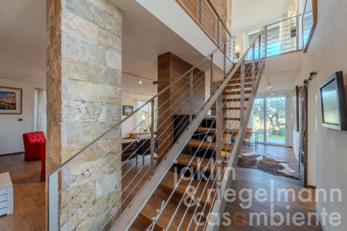 Image No.47-5 Bed Country House for sale