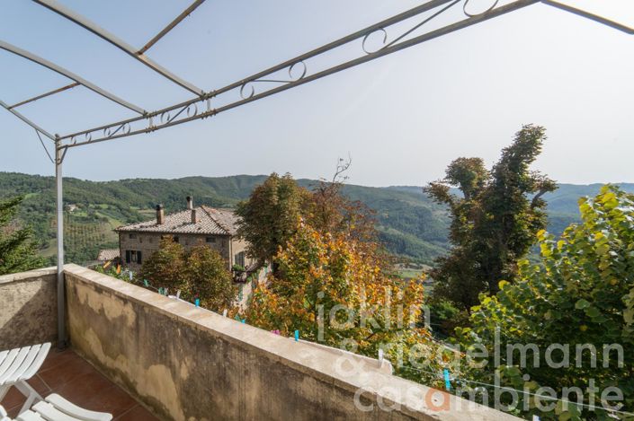 Image No.12-Appartement de 3 chambres à vendre à Umbertide