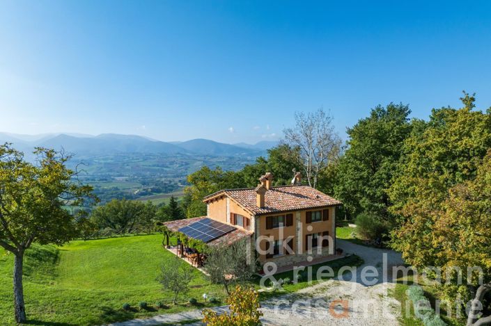 Image No.13-Maison de campagne de 6 chambres à vendre à Matelica