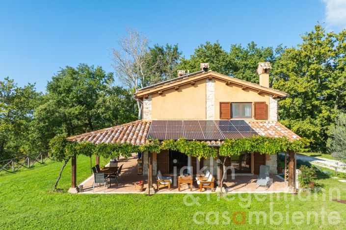 Image No.19-Maison de campagne de 6 chambres à vendre à Matelica