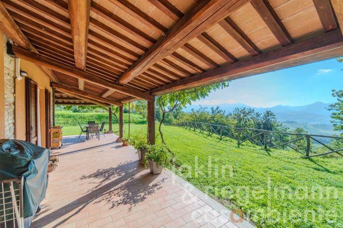 Image No.24-Maison de campagne de 6 chambres à vendre à Matelica