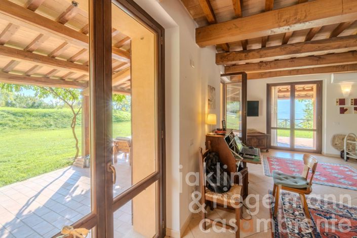 Image No.28-Maison de campagne de 6 chambres à vendre à Matelica