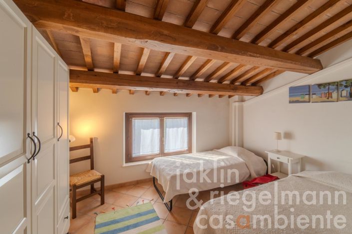 Image No.35-Maison de campagne de 6 chambres à vendre à Matelica