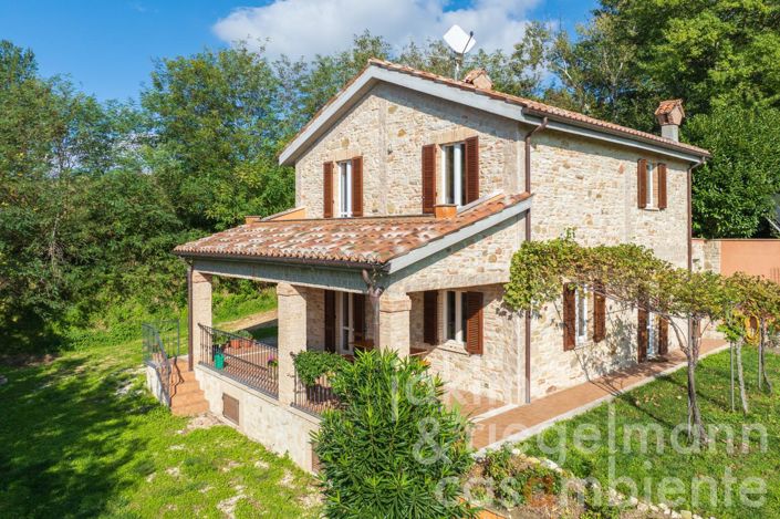 Image No.44-Maison de campagne de 6 chambres à vendre à Matelica