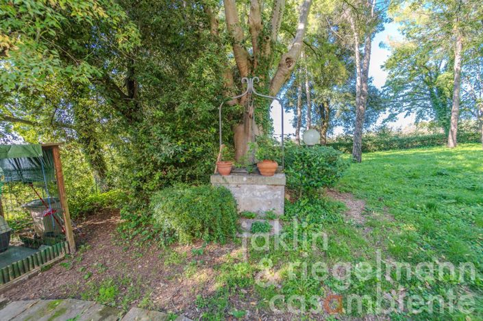 Image No.10-6 Bed Country House for sale