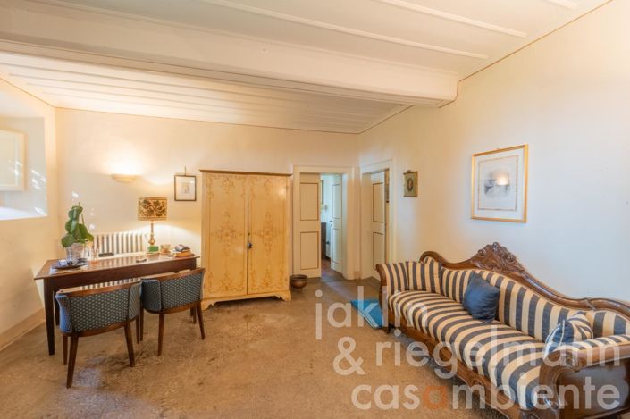 Image No.19-6 Bed Country House for sale