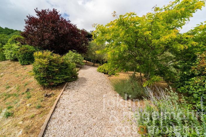 Image No.28-3 Bed Country House for sale