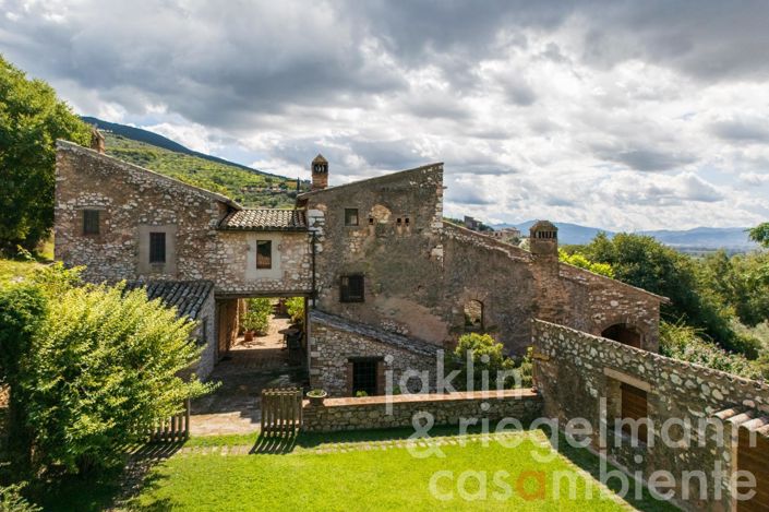 Image No.13-8 Bed Country House for sale