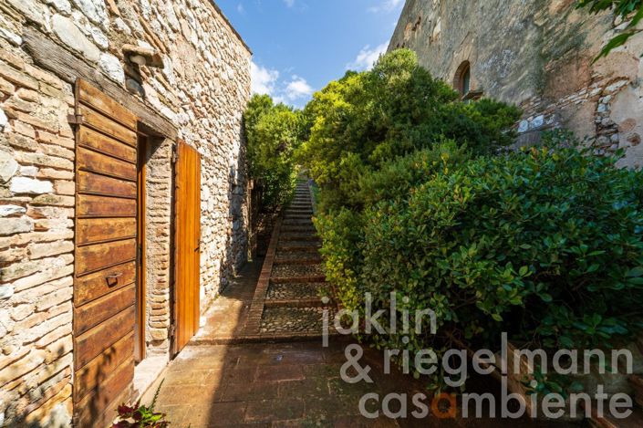 Image No.24-Maison de campagne de 8 chambres à vendre à Trevi