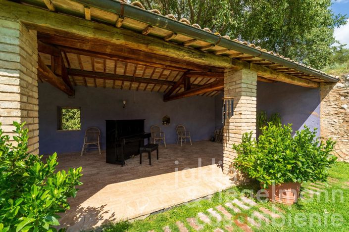 Image No.32-8 Bed Country House for sale