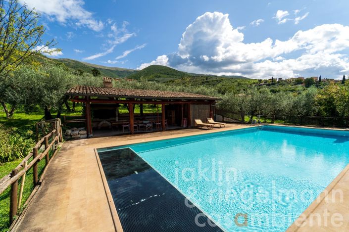 Image No.53-8 Bed Country House for sale