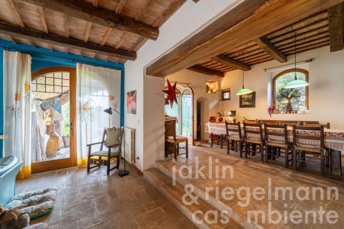 Image No.60-8 Bed Country House for sale