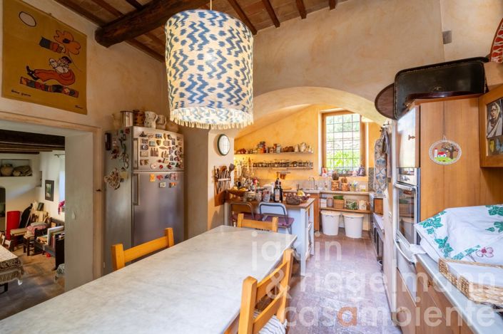 Image No.61-8 Bed Country House for sale