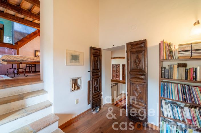 Image No.74-8 Bed Country House for sale