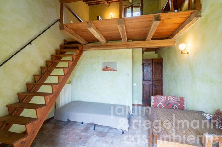 Image No.95-8 Bed Country House for sale