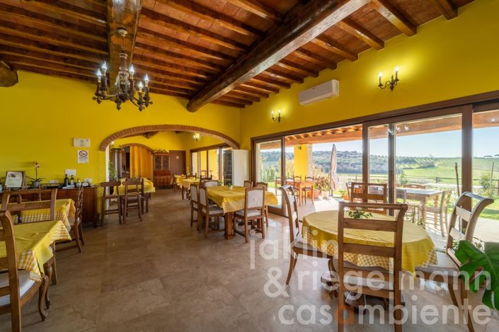 Image No.33-9 Bed Farmhouse for sale