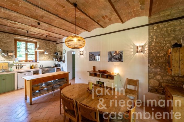 Image No.24-5 Bed Country House for sale