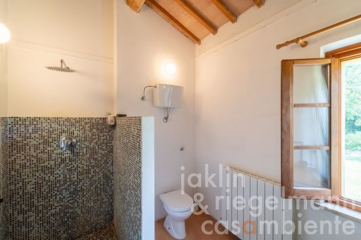 Image No.32-5 Bed Country House for sale