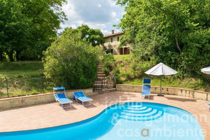 Image No.10-5 Bed Country House for sale