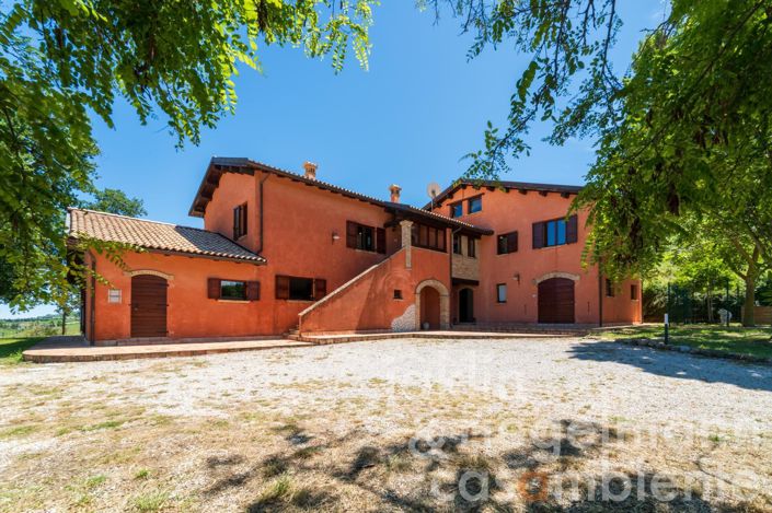 Image No.33-8 Bed Country House for sale