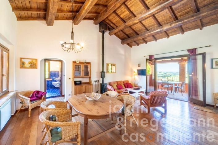 Image No.73-8 Bed Country House for sale