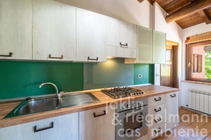 Image No.75-8 Bed Country House for sale