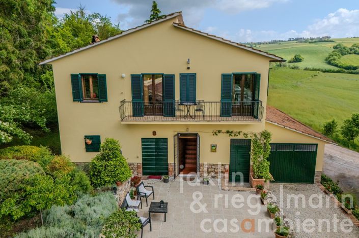 Image No.14-Maison de campagne de 3 chambres à vendre à Marsciano