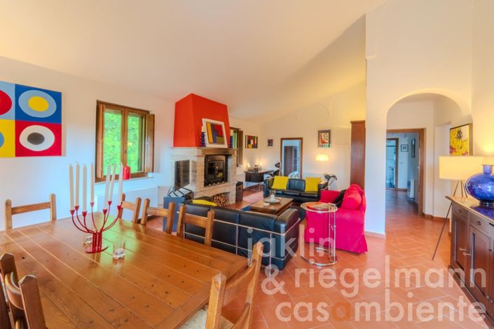 Image No.20-3 Bed Country House for sale