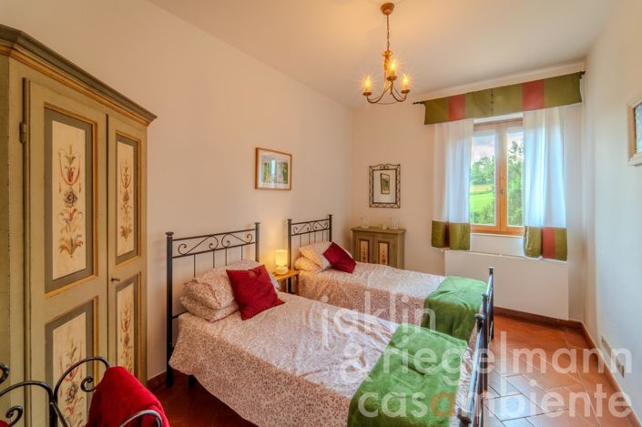 Image No.30-Maison de campagne de 3 chambres à vendre à Marsciano