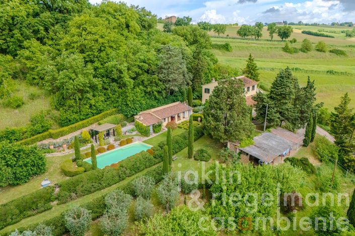 Image No.4-Maison de campagne de 3 chambres à vendre à Marsciano