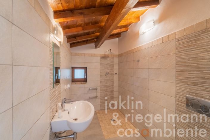 Image No.56-Maison de campagne de 3 chambres à vendre à Marsciano