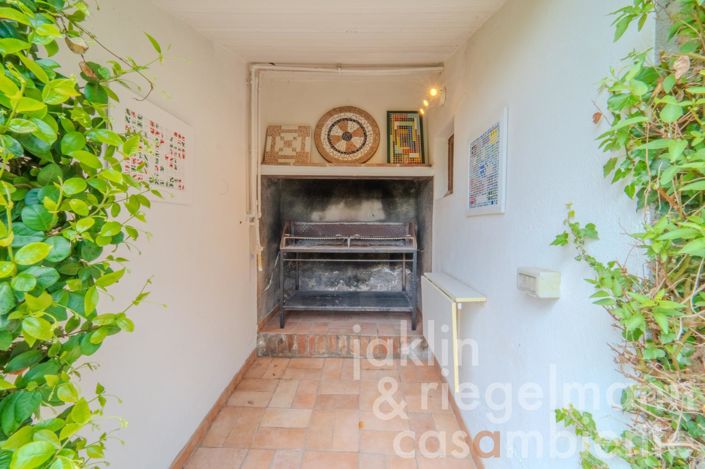 Image No.58-3 Bed Country House for sale