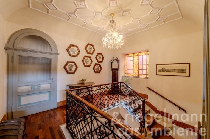 Image No.12-3 Bed Townhouse for sale