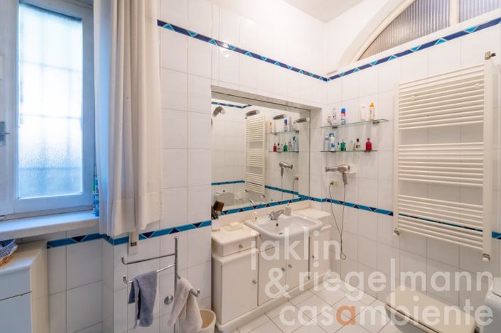 Image No.24-3 Bed Townhouse for sale