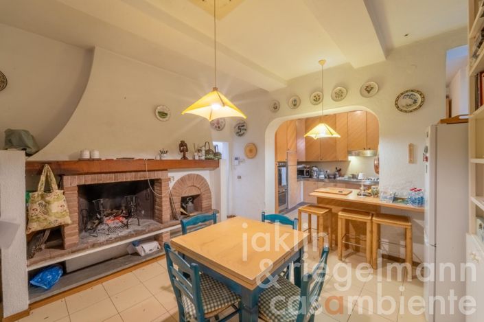 Image No.26-3 Bed Townhouse for sale