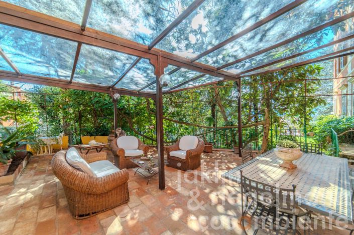 Image No.29-3 Bed Townhouse for sale