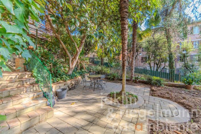 Image No.33-3 Bed Townhouse for sale