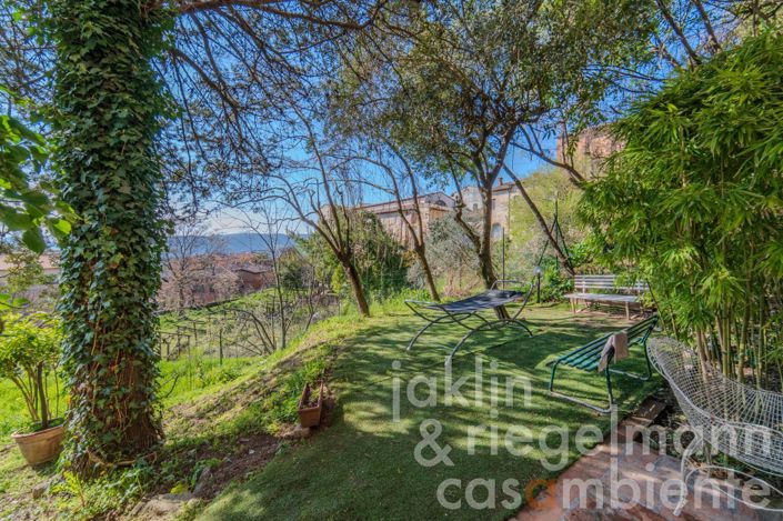 Image No.37-3 Bed Townhouse for sale