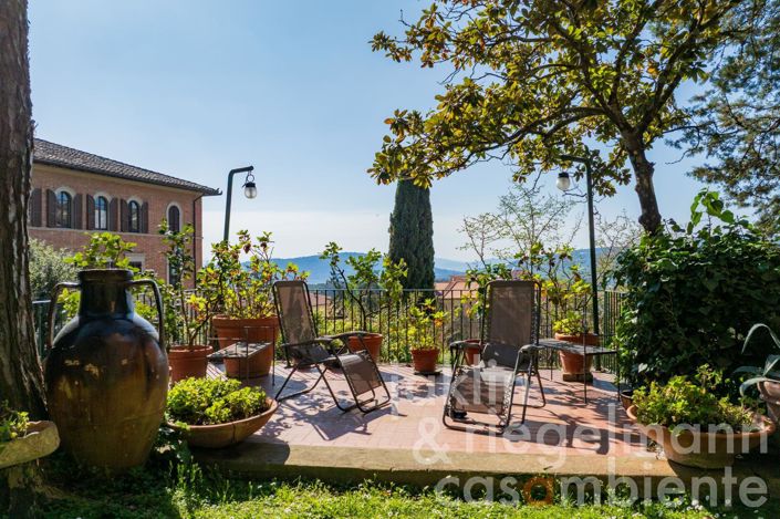 Image No.8-3 Bed Townhouse for sale